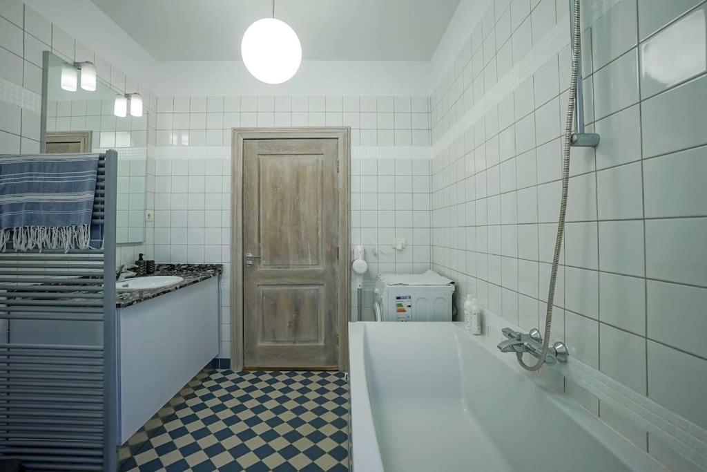 Central Apartment - Nido'S Area Bukareszt Zewnętrze zdjęcie