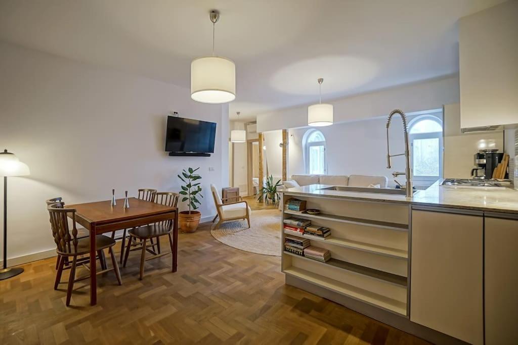 Central Apartment - Nido'S Area Bukareszt Zewnętrze zdjęcie